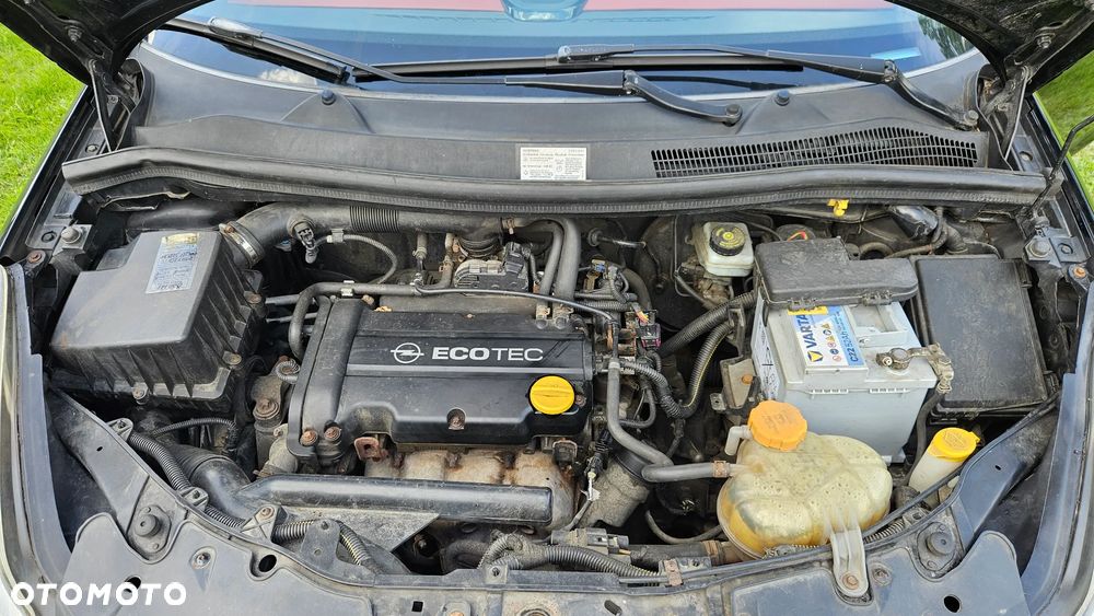 Opel Corsa 1.2 16V - 10