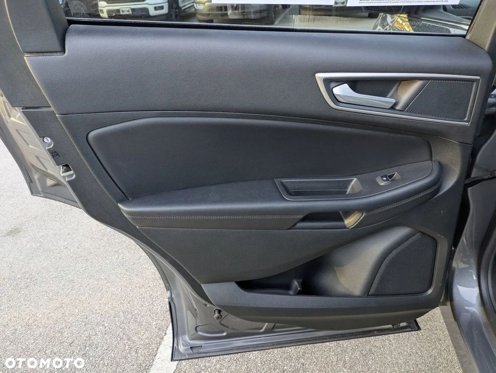 Ford Edge - 26