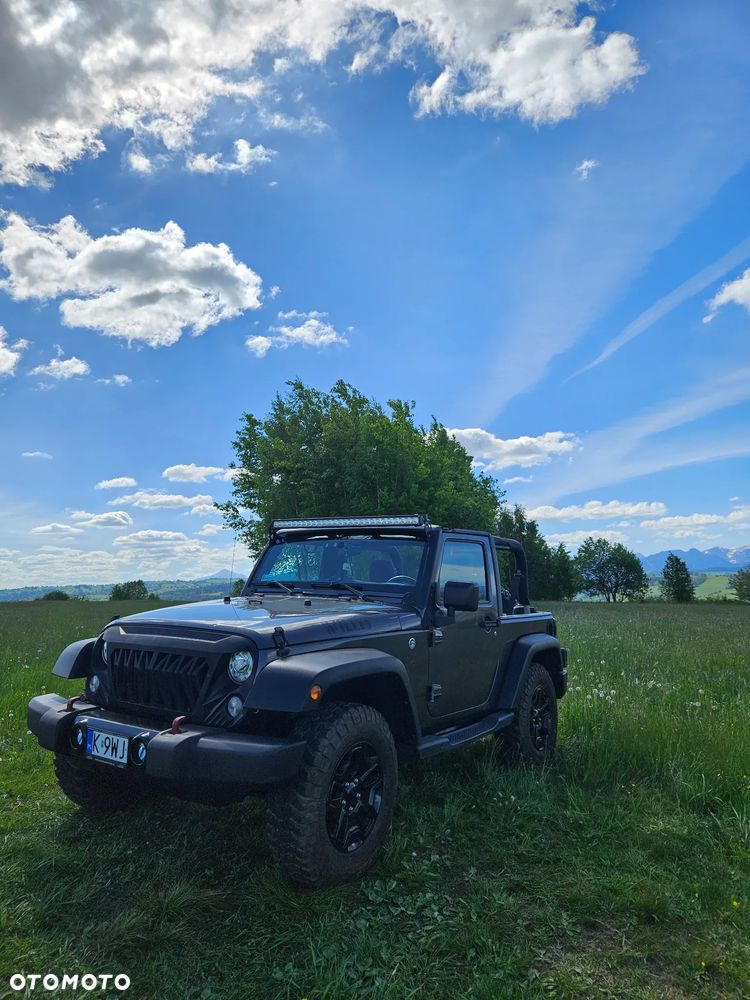 Jeep Wrangler - 2