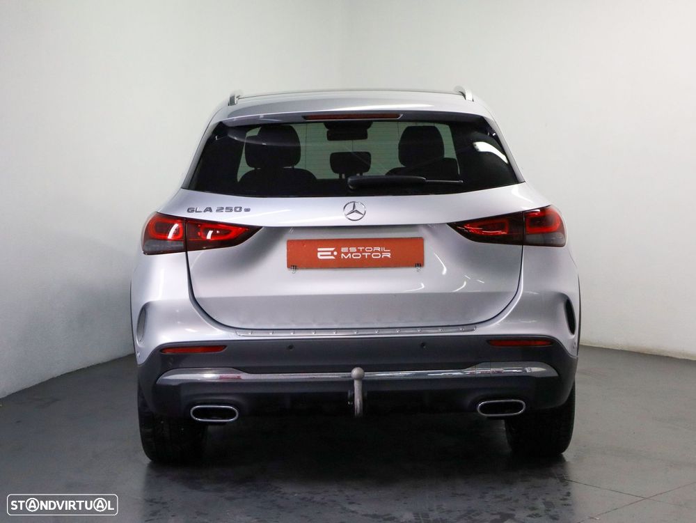 Mercedes-Benz GLA 250 e AMG Line - 4