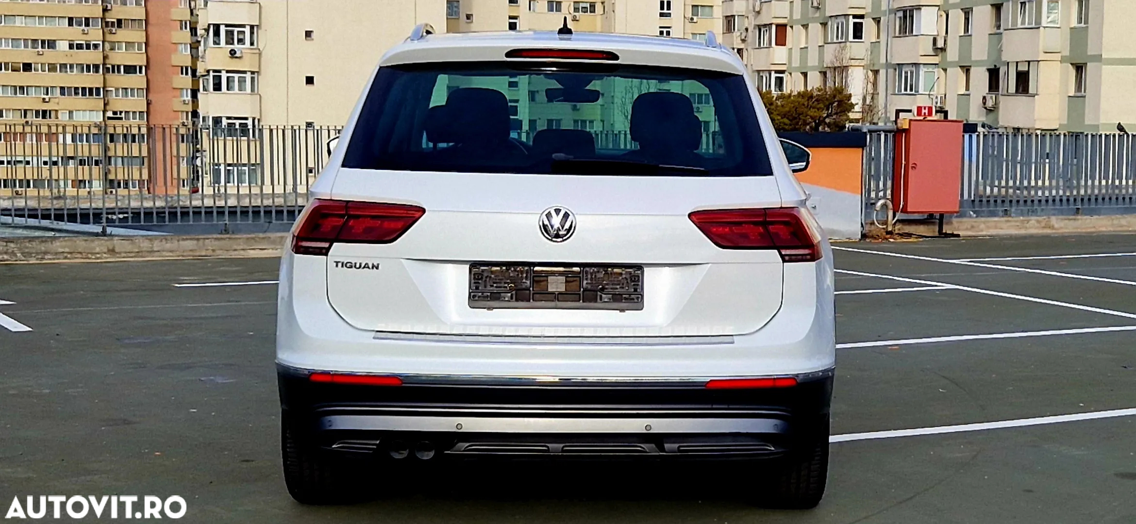 Volkswagen Tiguan - 13