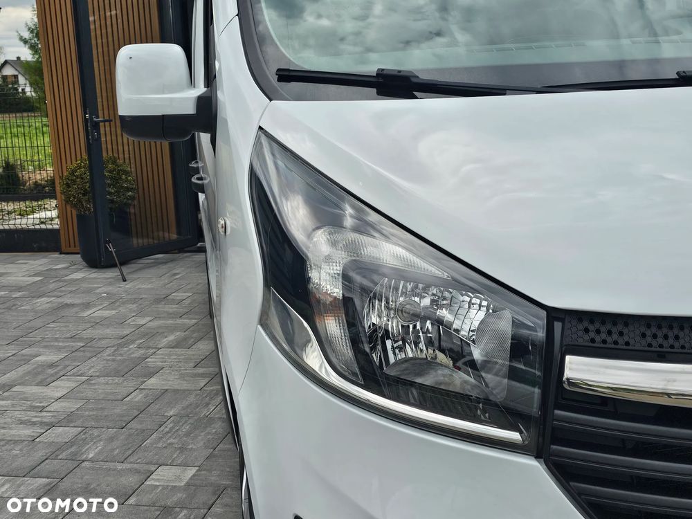 Opel Vivaro - 25