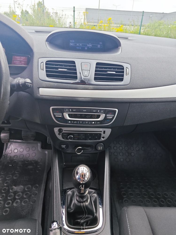 Renault Megane 1.6 16V Dynamique Euro5 - 8