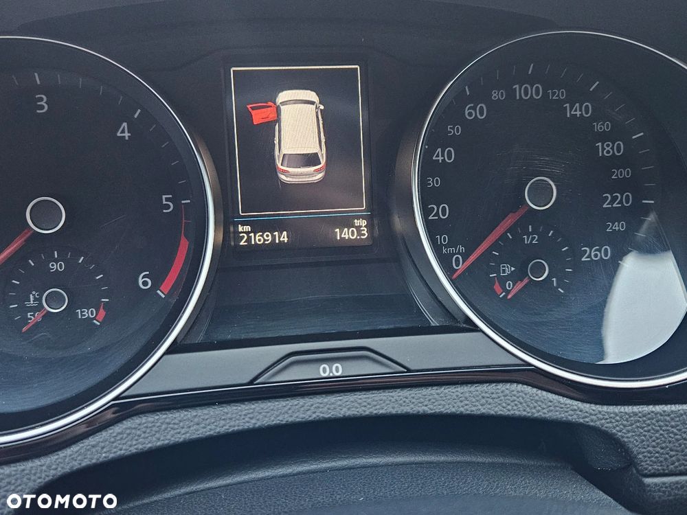 Volkswagen Passat 2.0 TDI 4Mot Elegance DSG - 11