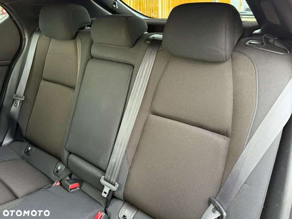 Mazda 3 e-SKYACTIV-G 122 M HYBRID DRIVE EXCLUSIVE-LINE - 18