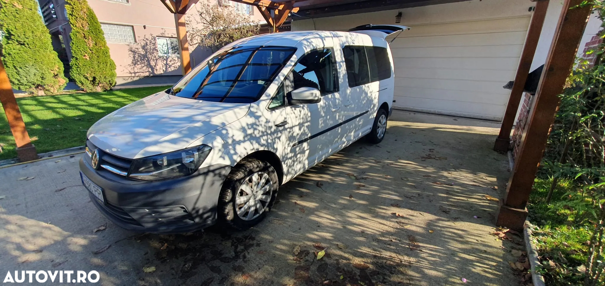 Volkswagen Caddy - 9
