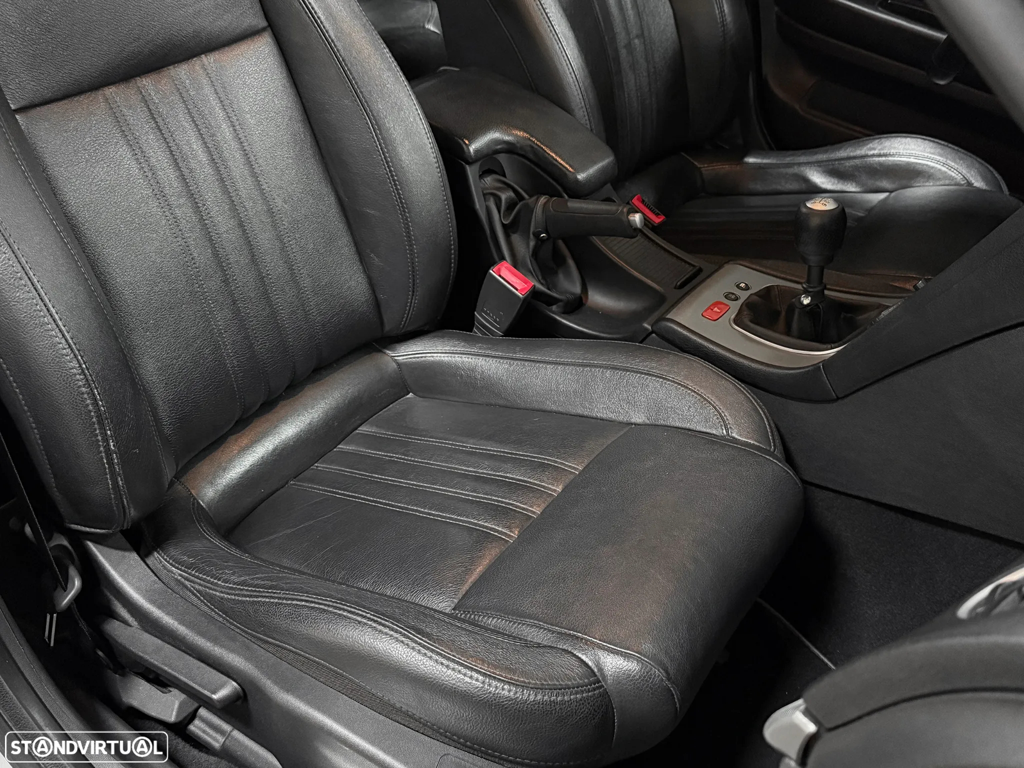 Alfa Romeo 159 2.0 JTDm Distinctive - 12