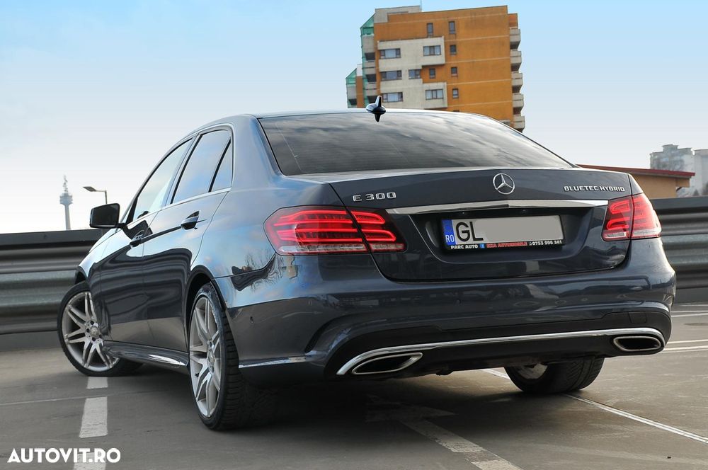 Mercedes-Benz E - 14