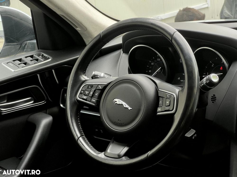 JAGUAR F-PACE 2018 — imagine 34