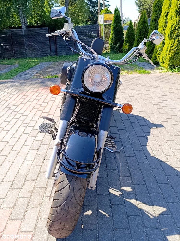 Suzuki Intruder - 4