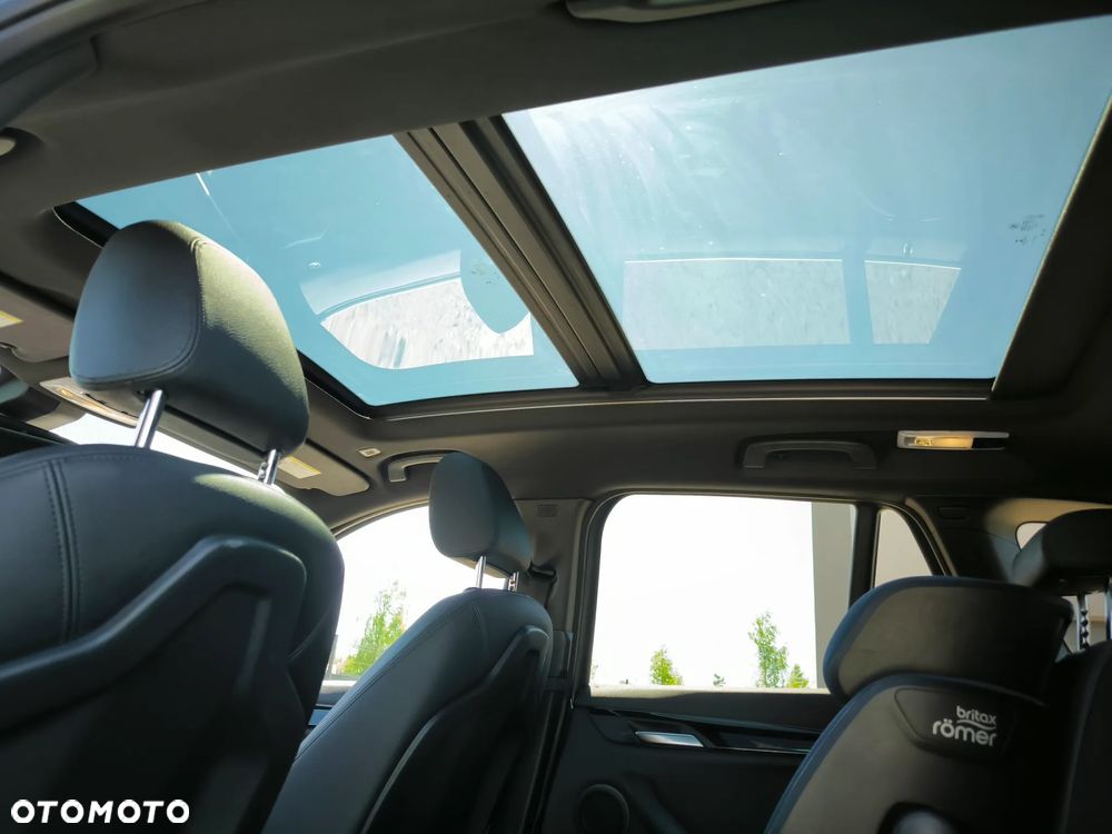 BMW X1 xDrive25i xLine - 20