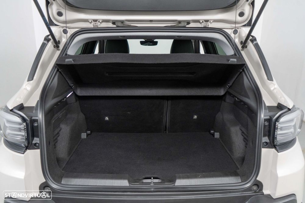 Jeep Avenger 54 kWh Summit - 27