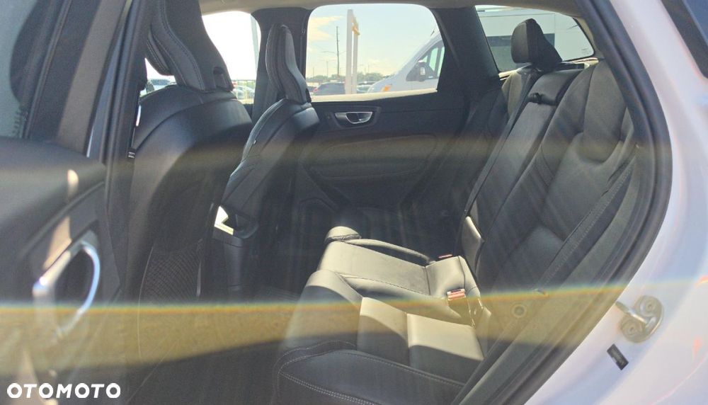 Volvo XC 60 - 11