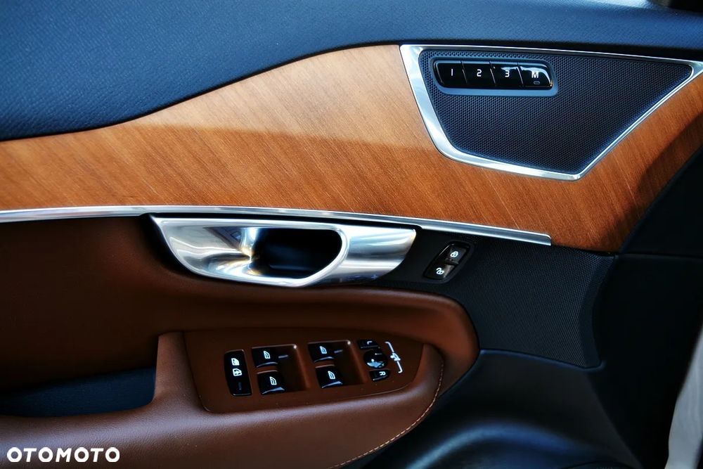 Volvo XC 90 B6 B AWD Geartronic Inscription - 11
