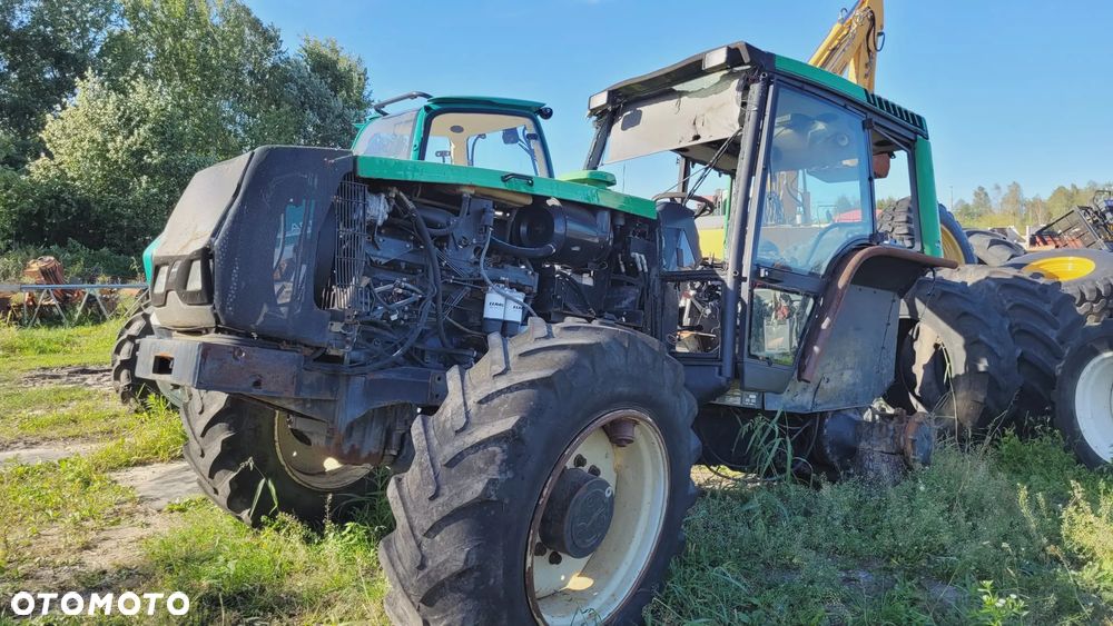 Valtra 8050 na części lub w całości - 2