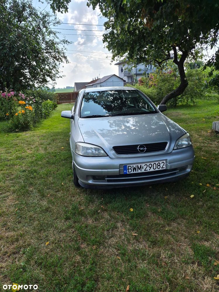 Opel Astra - 2