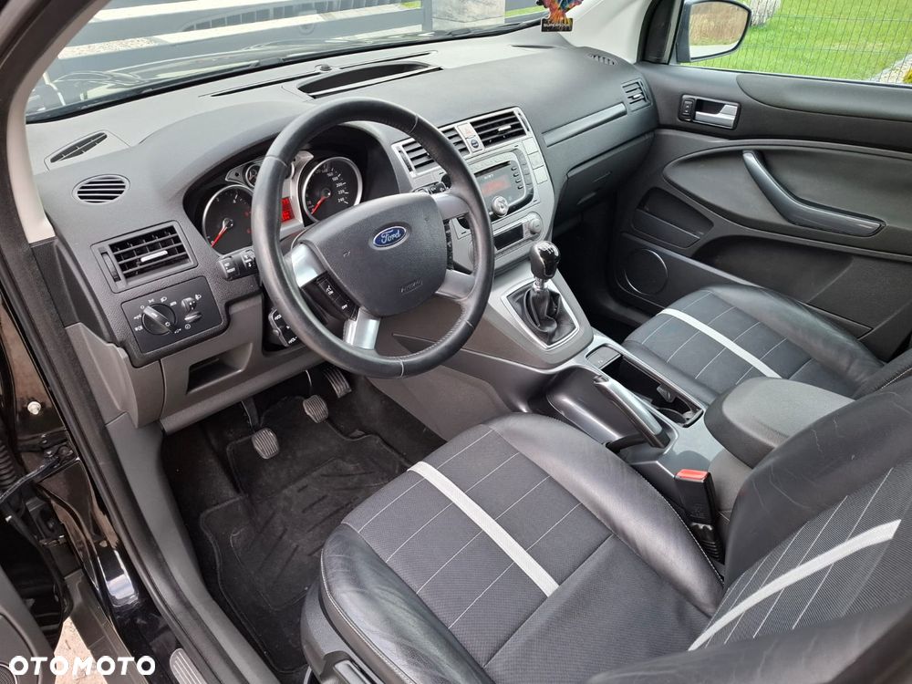 Ford Kuga 2.0 TDCi 2x4 Titanium - 11