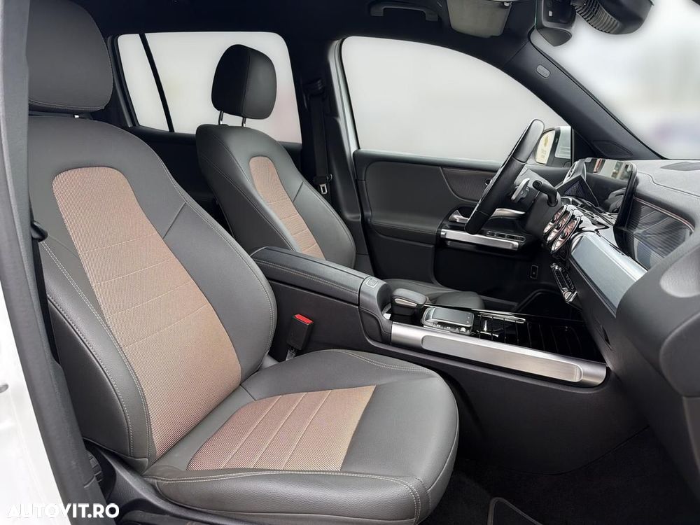 Mercedes-Benz EQB - 16