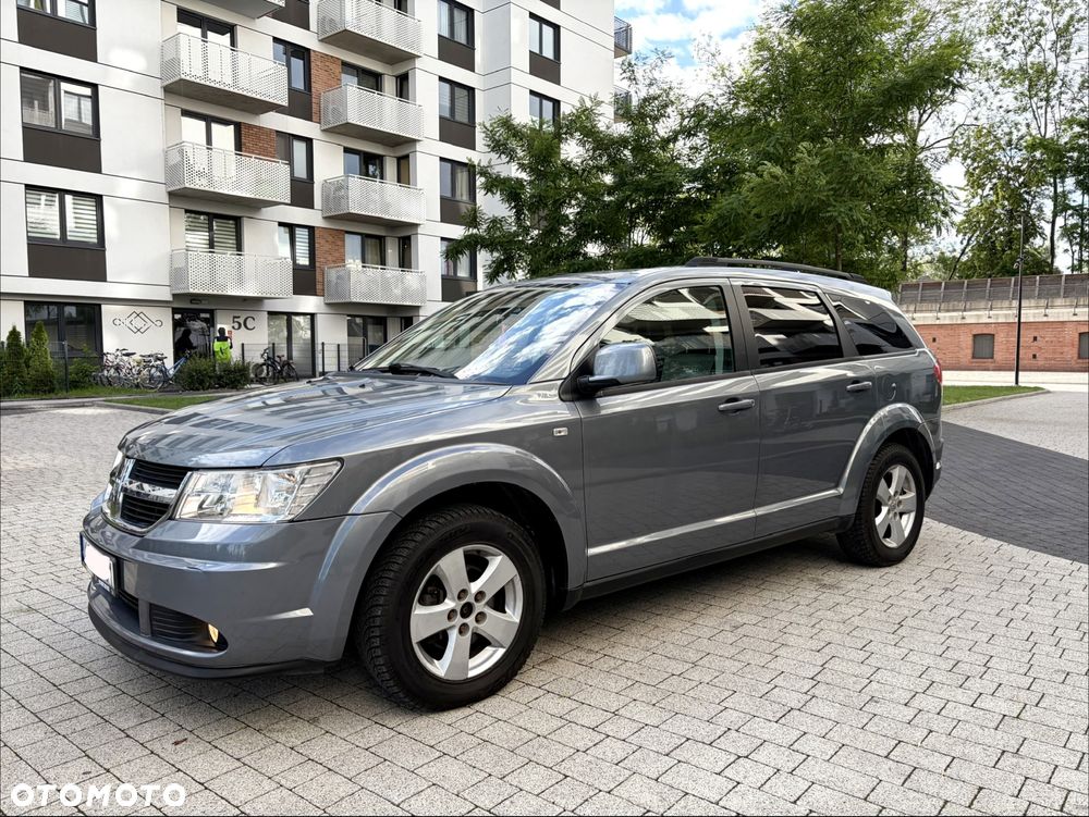 Dodge Journey - 1