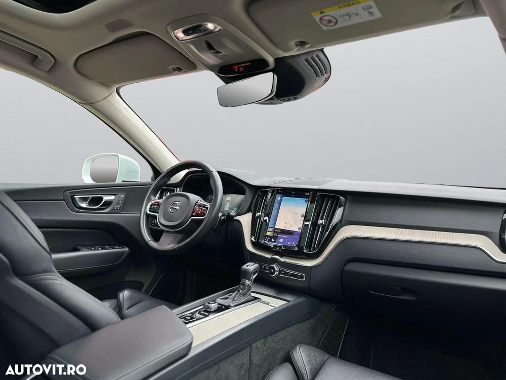 Volvo XC 60 D4 Momentum Pro - 9