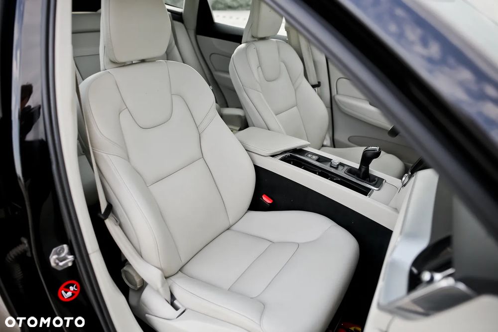 Volvo XC 60 D3 SCR Inscription - 26
