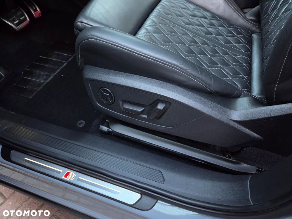 Audi Q4 e-tron - 23