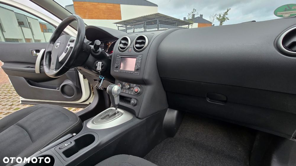 Nissan Qashqai 2.0 Tekna CVT - 16