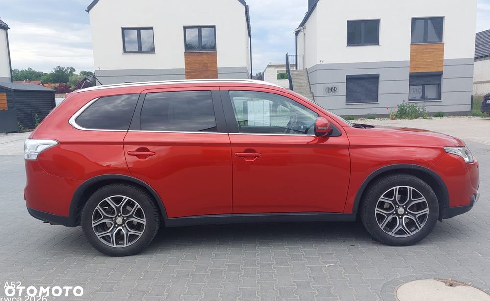 Mitsubishi Outlander 2.0 Intense + 4WD CVT - 3