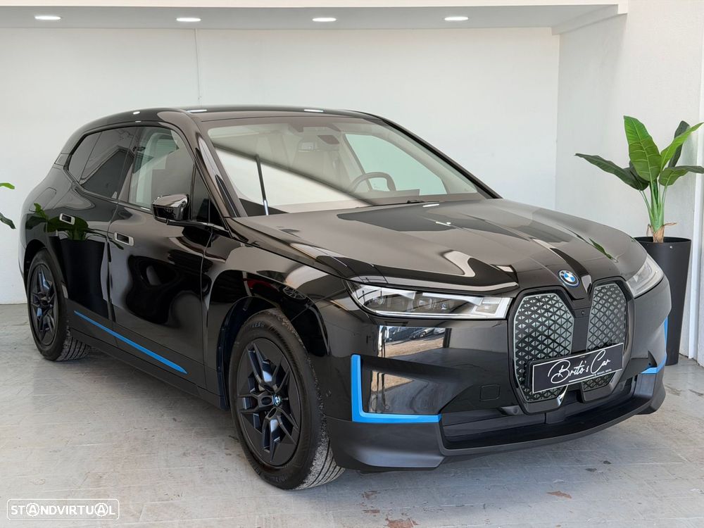 BMW iX xDrive 50 Pack Desportivo - 1