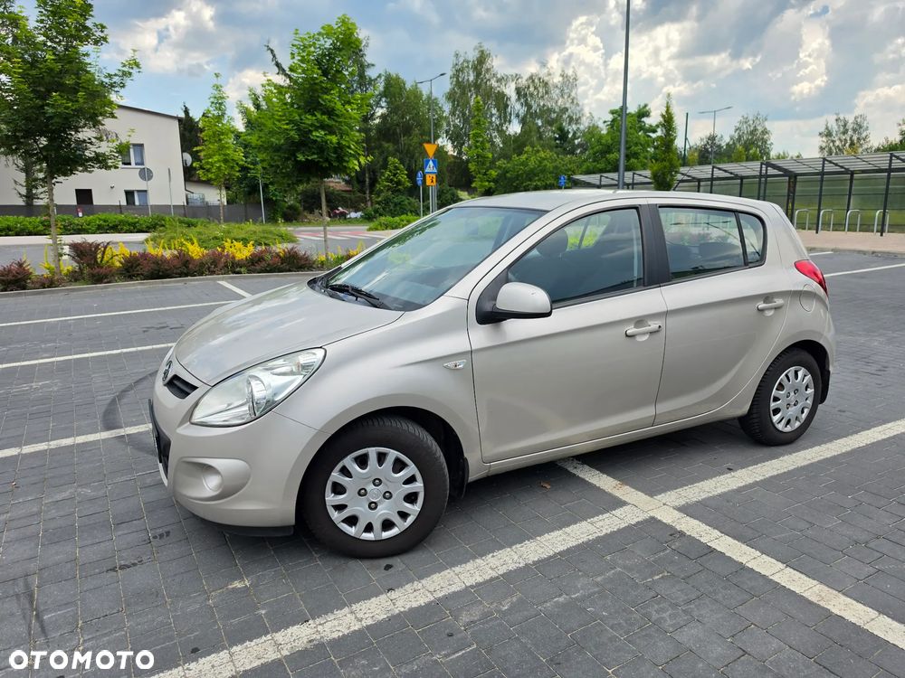 Hyundai i20 1.2 Comfort - 20