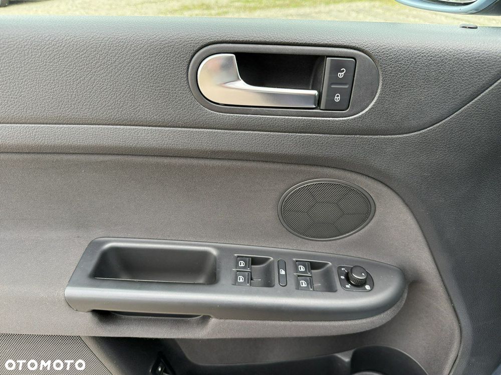 Volkswagen Golf Plus - 27