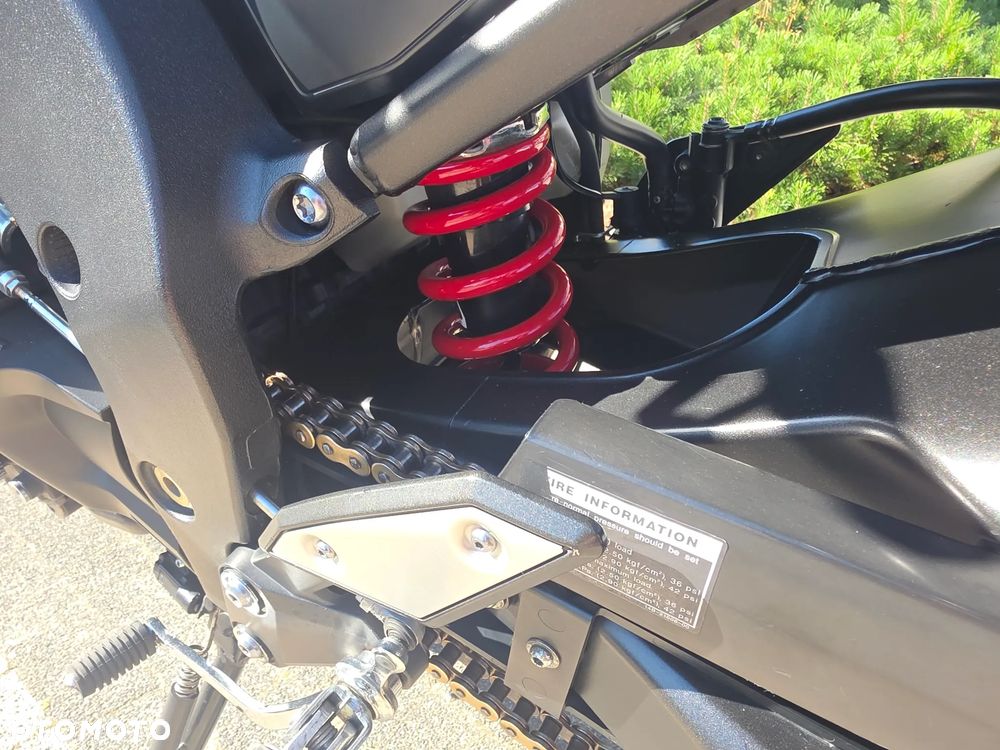 Yamaha FZ - 4