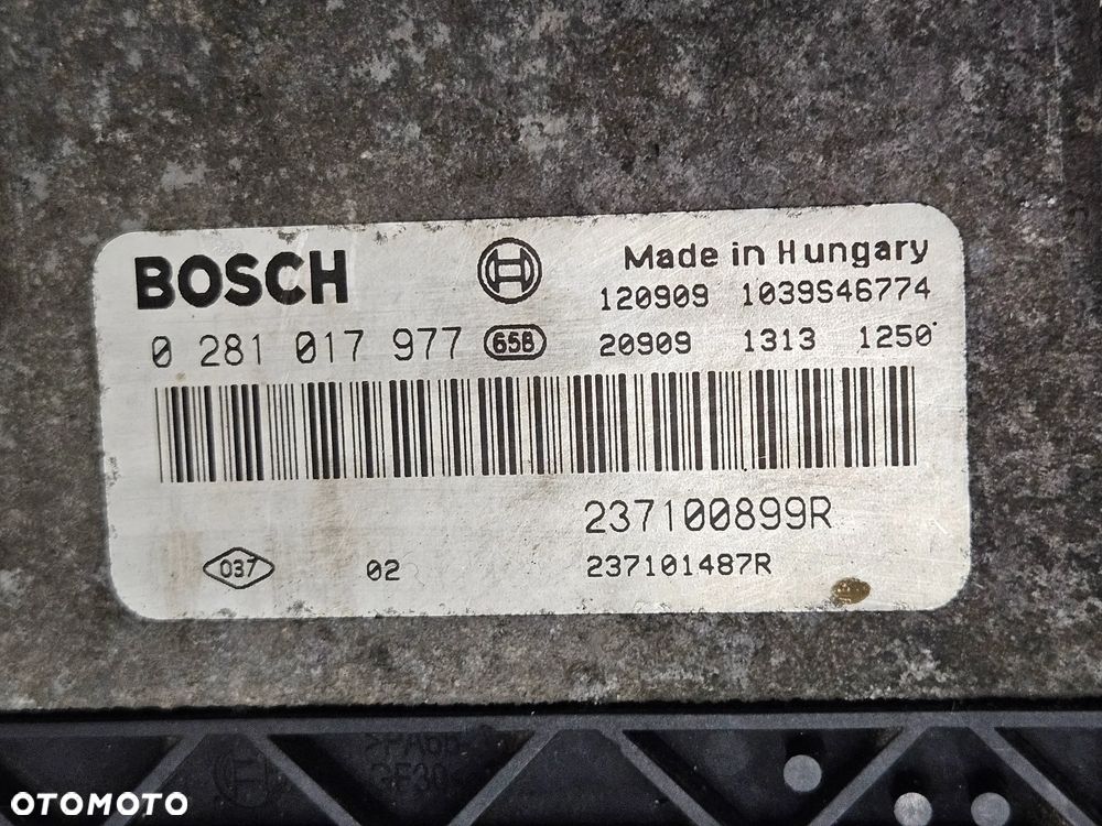 Renault Master III 3 2.3  DCI komputer sterownik silnika 0281017977 237100899R - 2