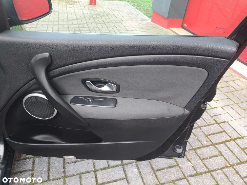 Renault Megane 1.6 16V 110 LIMITED - 25