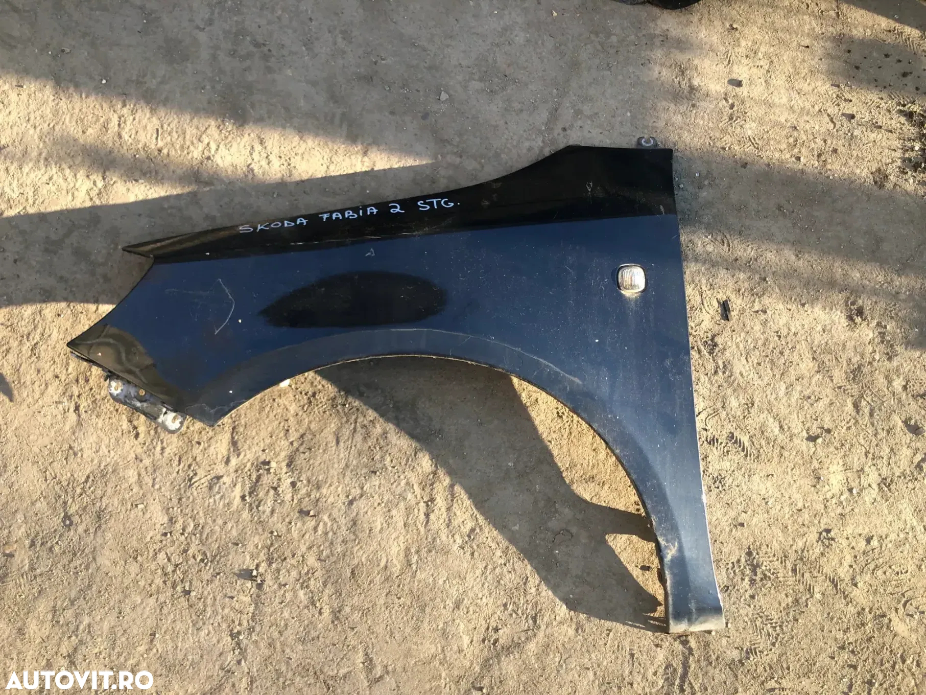 Aripa stanga fata Skoda Fabia 2 negru 2008 - 3