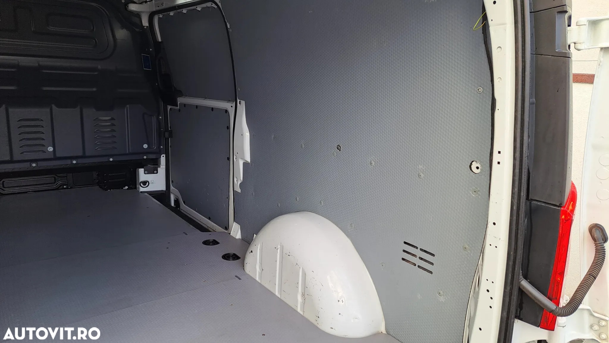 Mercedes-Benz VITO VAN L3H1 EXTRALUNG FWD - 14