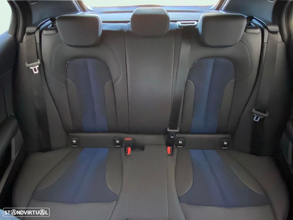 BMW 116 d Pack Desportivo M - 15