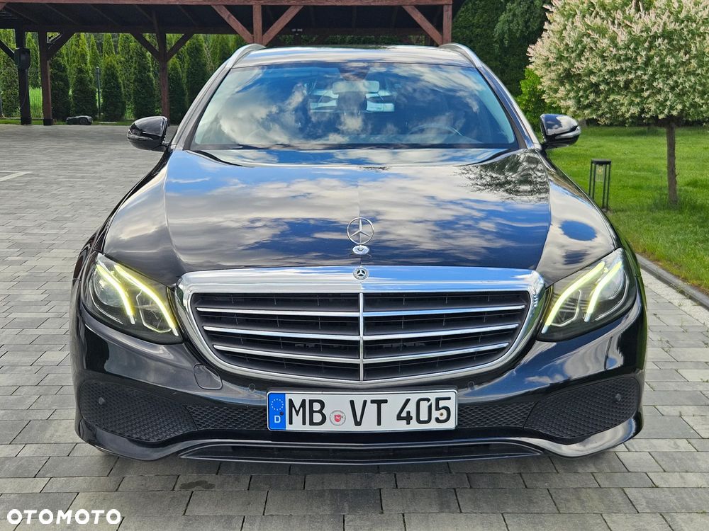 Mercedes-Benz Klasa E - 36