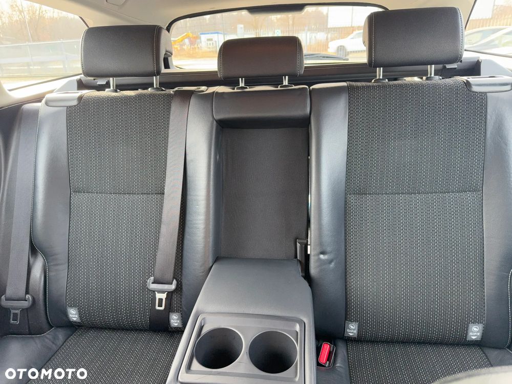 Toyota Auris - 17