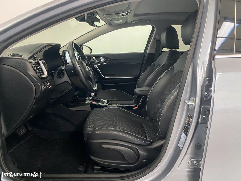 Kia XCeed 1.6 GDi PHEV First Edition - 17