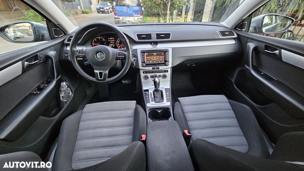 Volkswagen Passat - 9