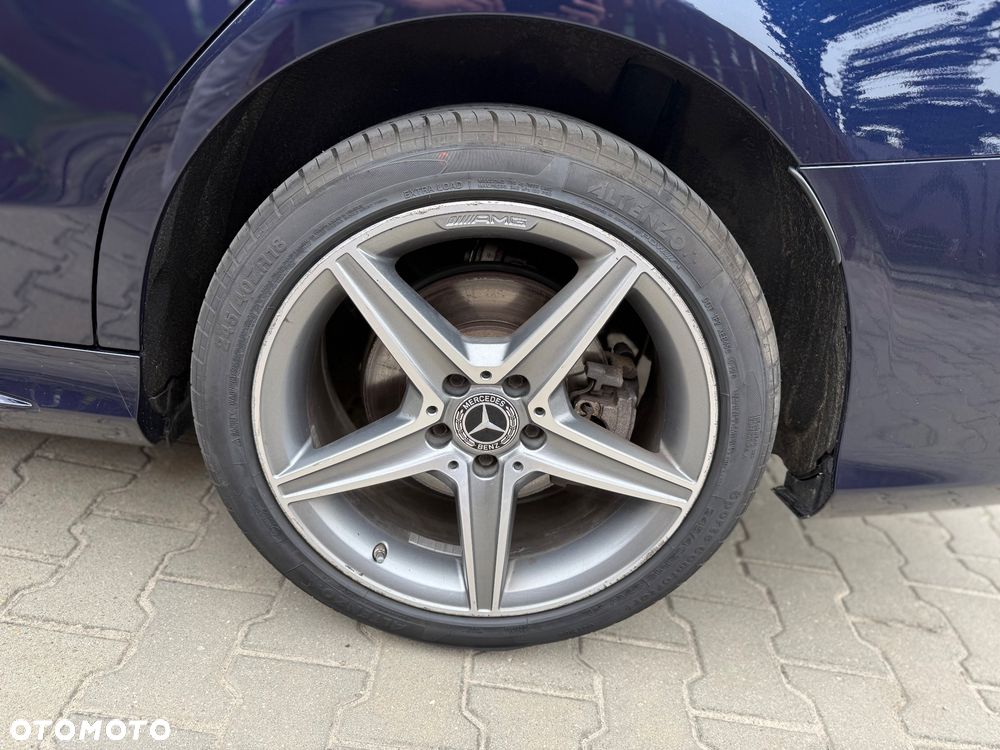 Mercedes-Benz Klasa C 220 d 4-Matic 9G-TRONIC - 35