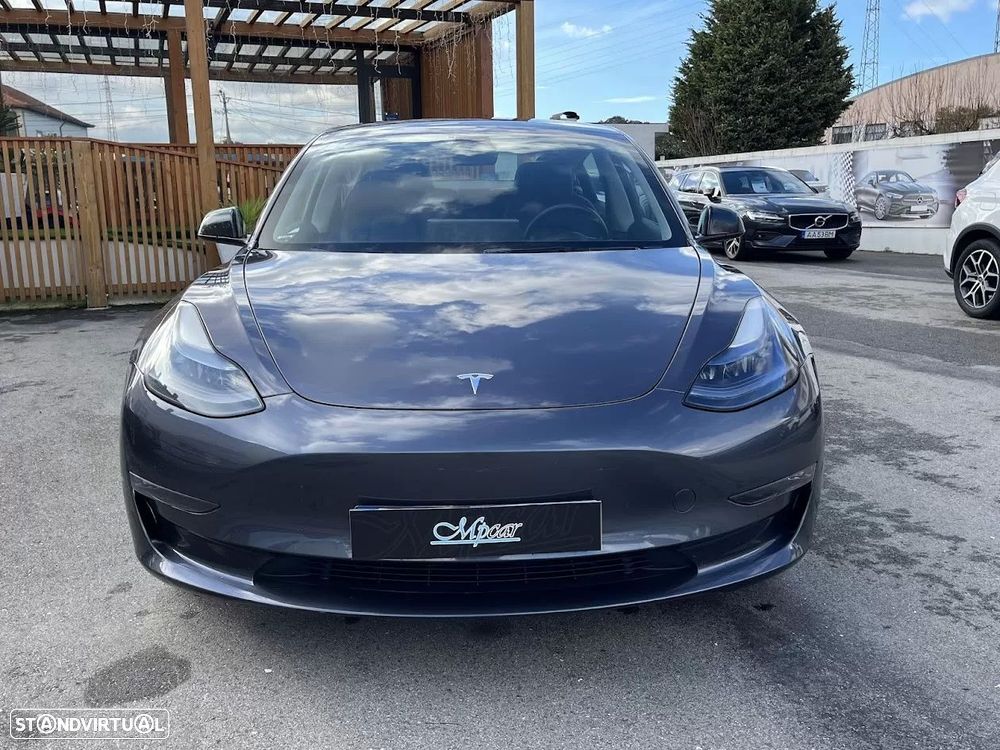 Tesla Model 3 Long Range Tração Traseira - 2