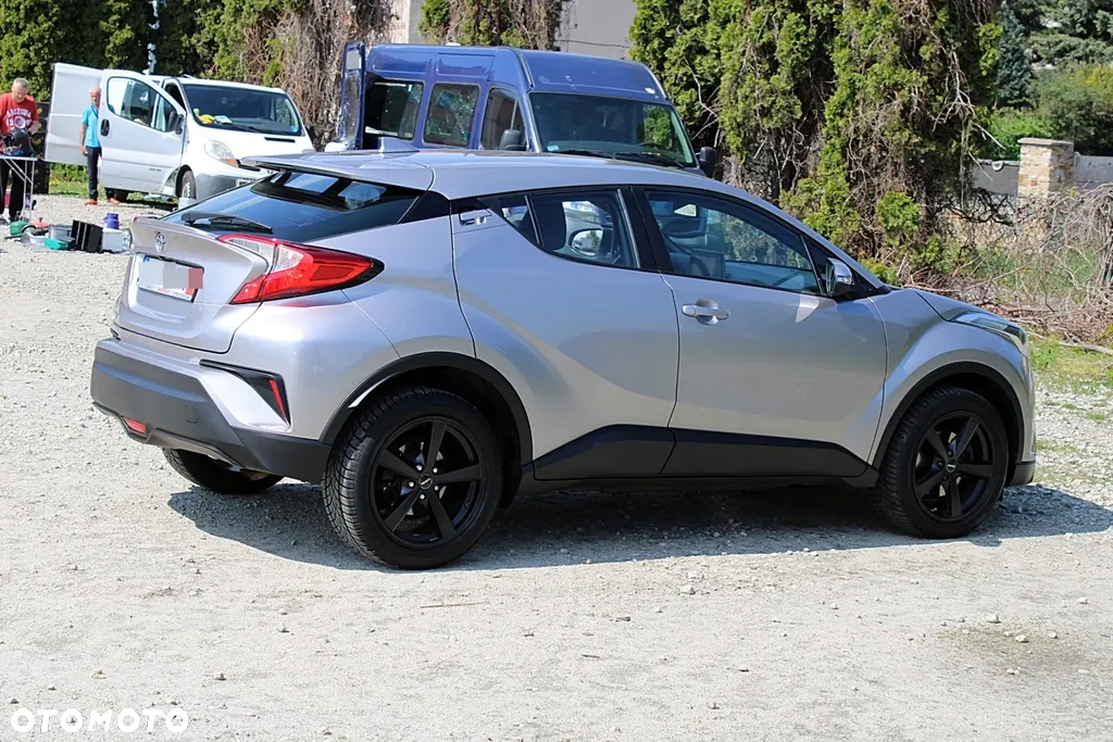 Toyota C-HR 1.2 T GPF Prestige - 11