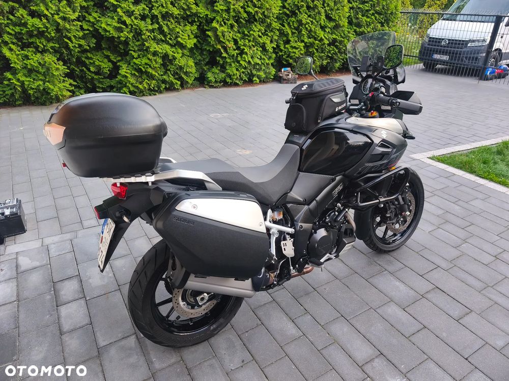 Suzuki V-STROM - 3