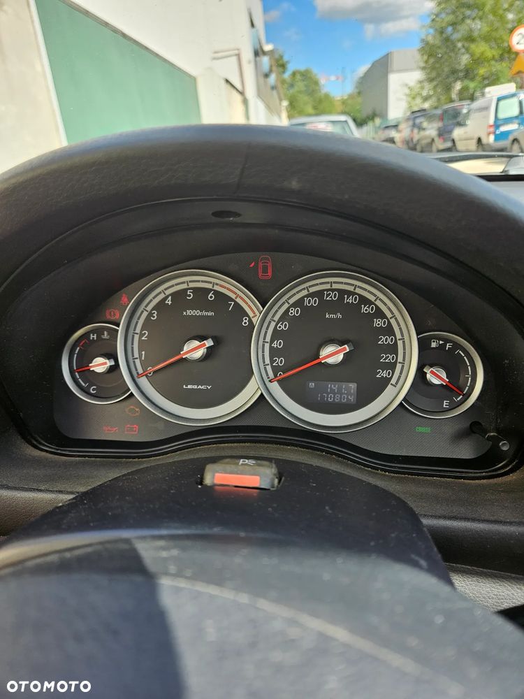 Subaru Legacy SW 2.0i MT - 4