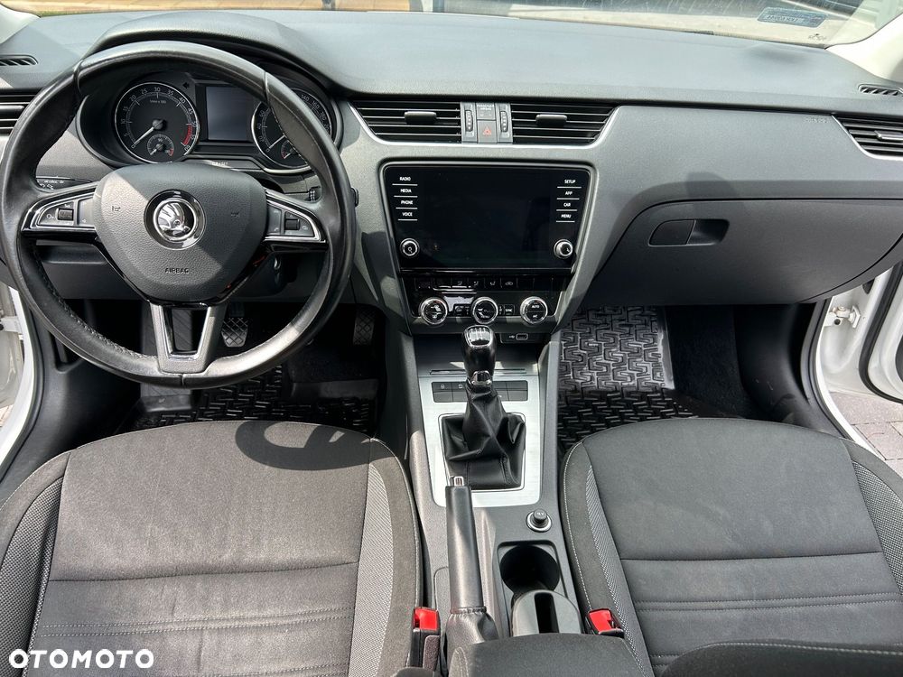 Skoda Octavia 1.6 TDI Ambition - 16