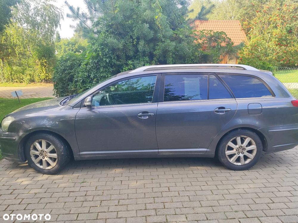 Toyota Avensis 2.0 D-4D Sol plus+NAVI - 2