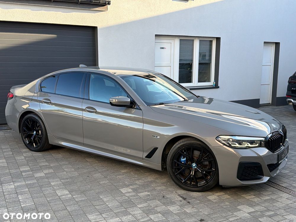 BMW Seria 5 530e PHEV M Sport - 23