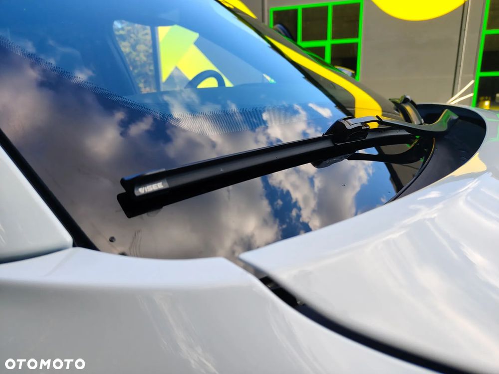 Jeep Grand Cherokee - 23